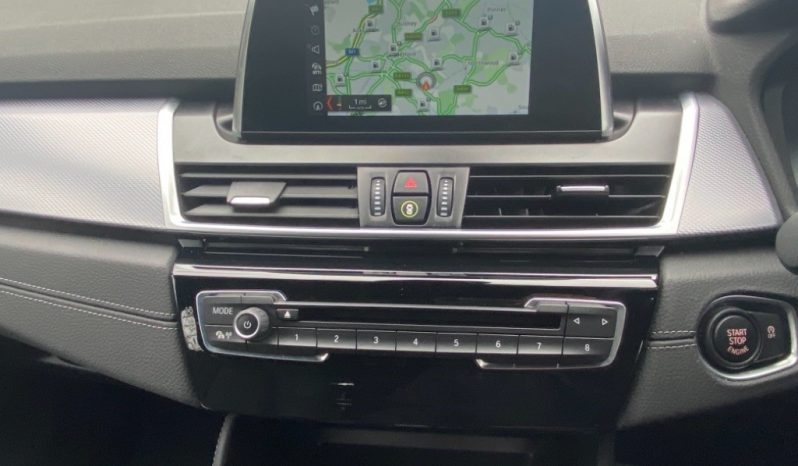BMW 218i full
