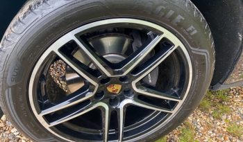 Porsche Macan full