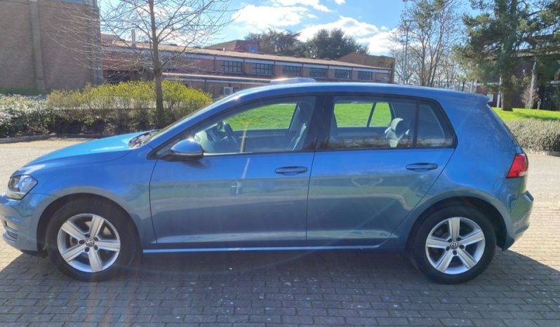 Volkswagen Golf full