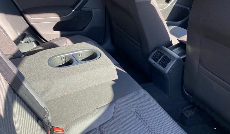 Volkswagen Golf full