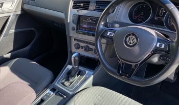 Volkswagen Golf full